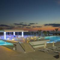 King Evelthon Beach Hotel & Resort