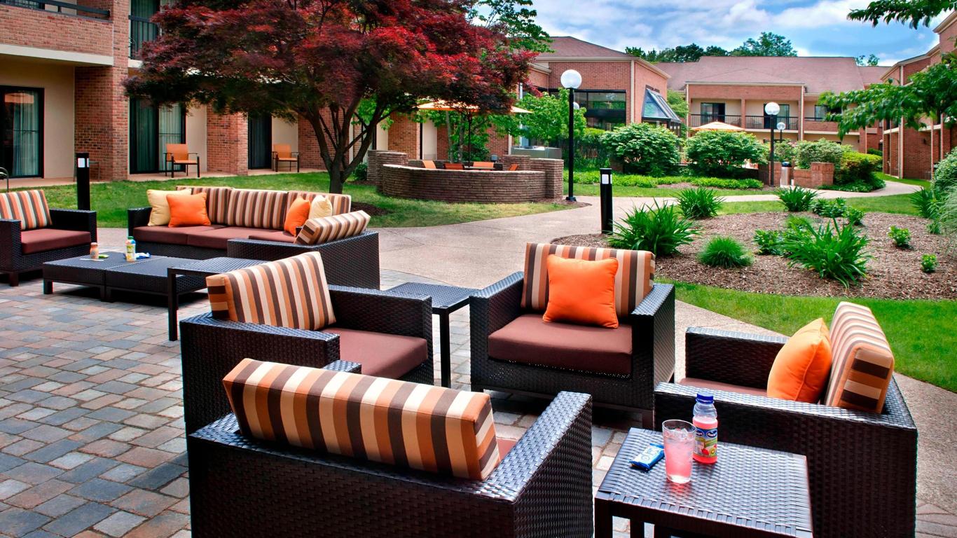 Courtyard by Marriott Hartford/Windsor Airport